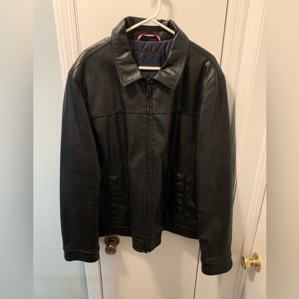 - Mens Tommy Hilfiger leather jacket